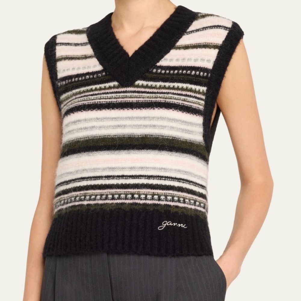 Ganni v neck sweater vest size small wool